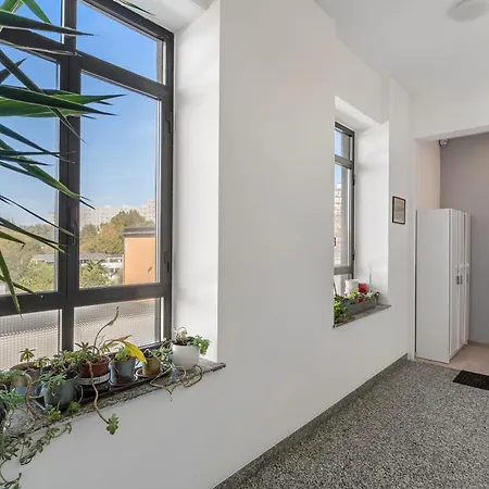 Baroni D - Free Private Parking And A-c Apartment Mailand